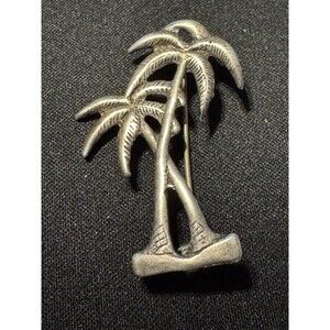 Sterling Silver Vingtage Palm Tree Brooch